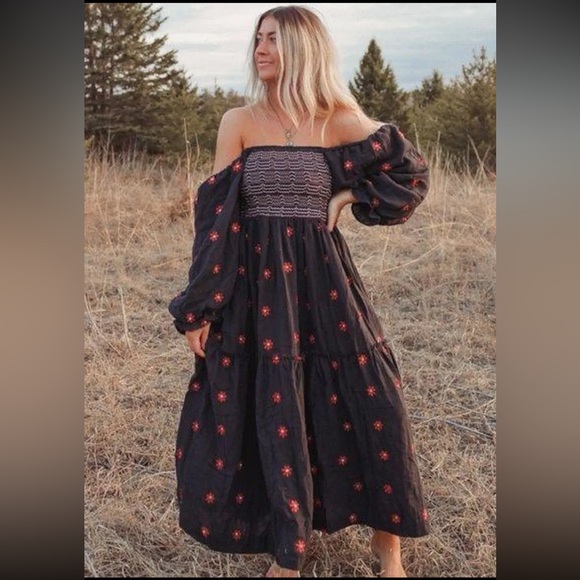 Free People Dresses & Skirts - Free People Dahlia Embroidered Maxi Dress